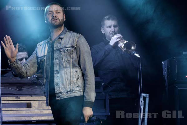 KASABIAN - 2015-08-28 - SAINT CLOUD - Domaine National - Grande Scene - 